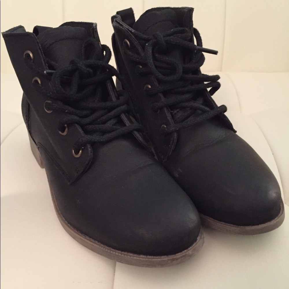 Steve Madden booties